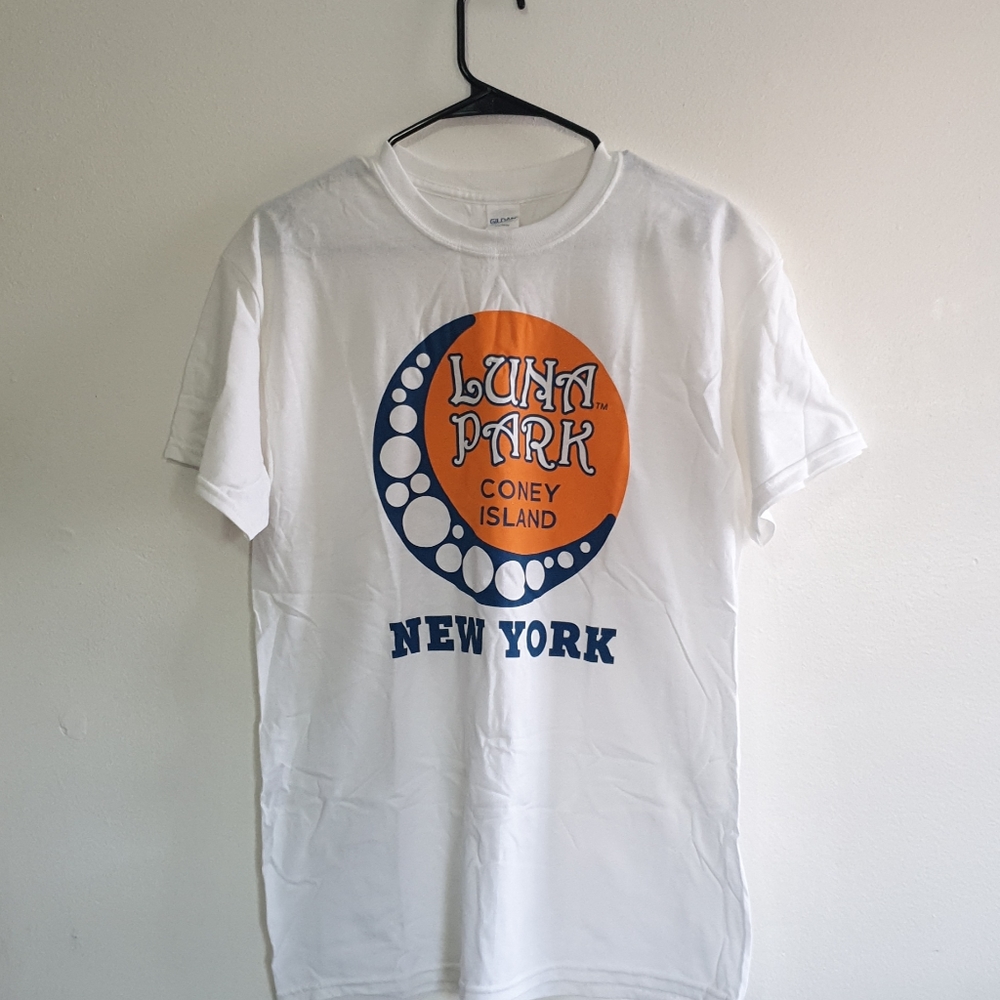 🆕️ Luna Park Coney Island NY Tee